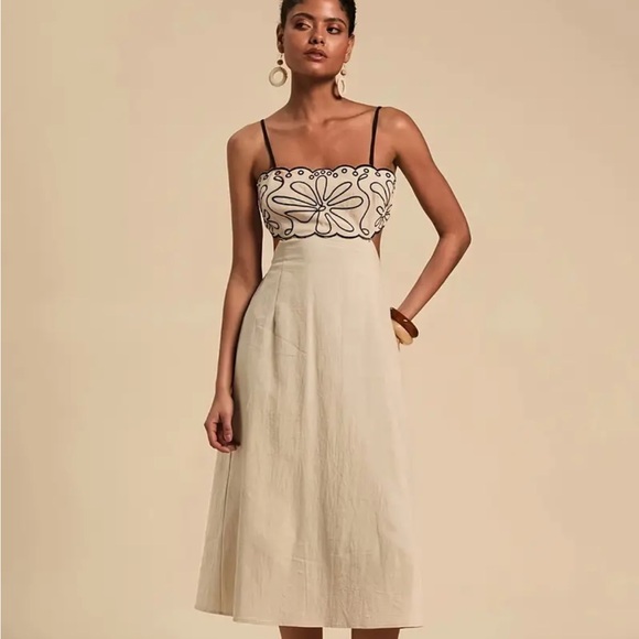 Cutout Waist Floral Line Pattern Dress Apricot - Picture 3 of 4